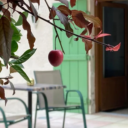 Pavillon De L'etang *