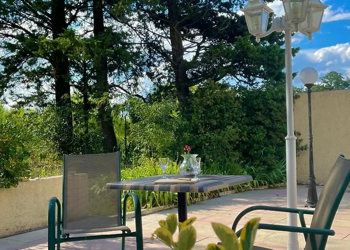 Pavillon De L'etang Châteauneuf-du-Rhône